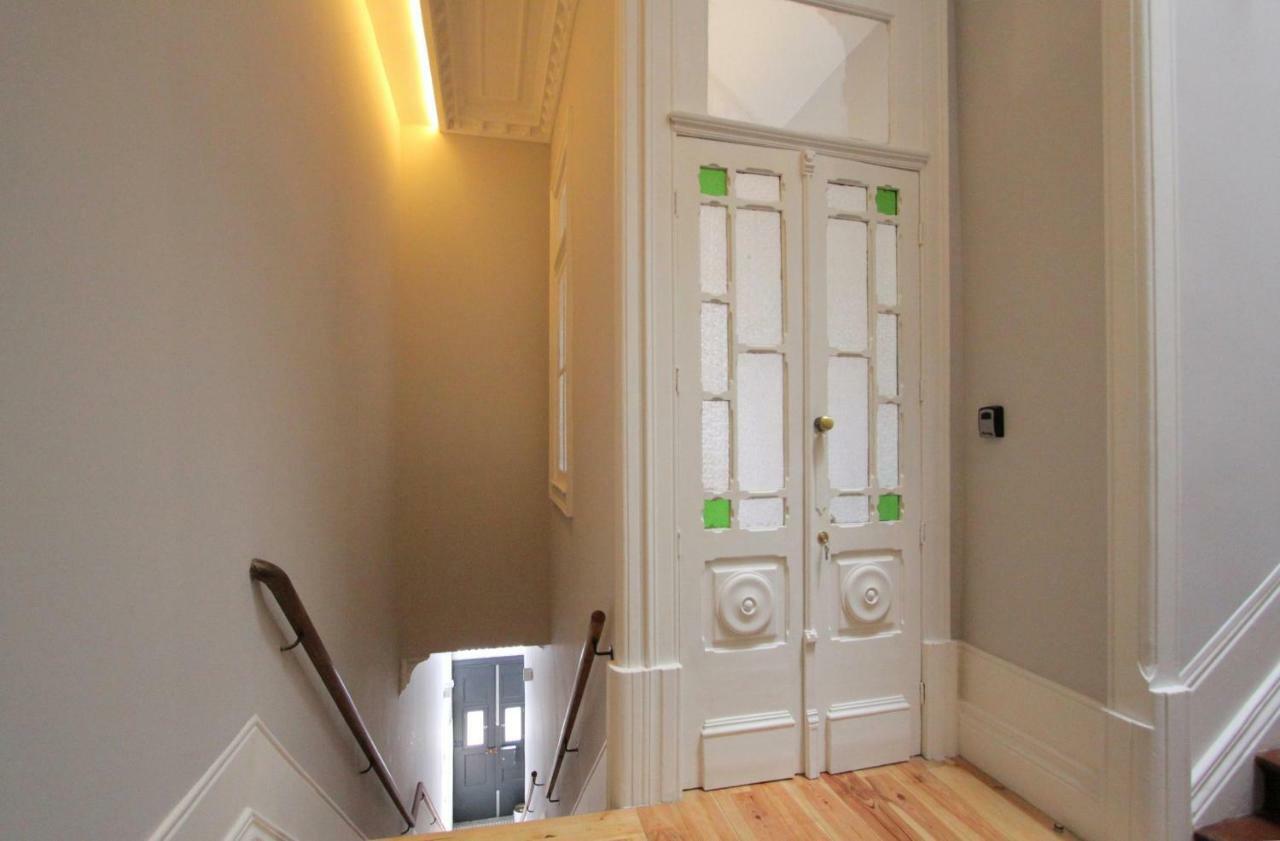 Duque De Loule Apartment Porto Luaran gambar