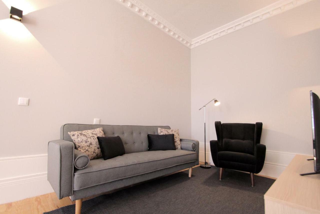 Duque De Loule Apartment Porto Luaran gambar