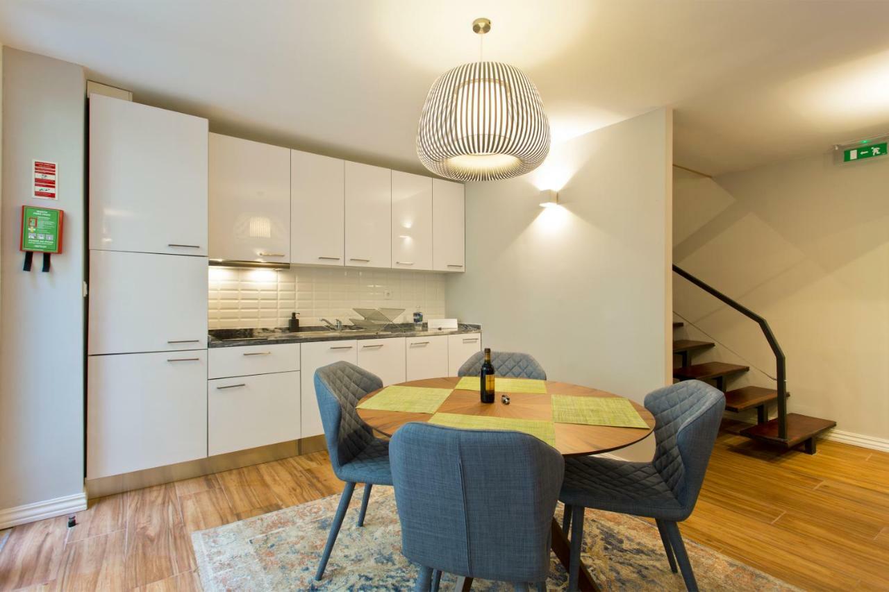 Duque De Loule Apartment Porto Luaran gambar